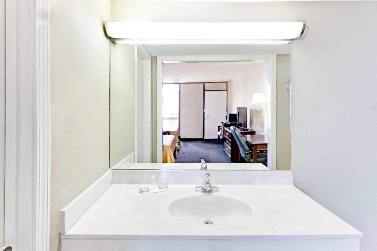 Super Inn & Suites Carrollton Kültér fotó